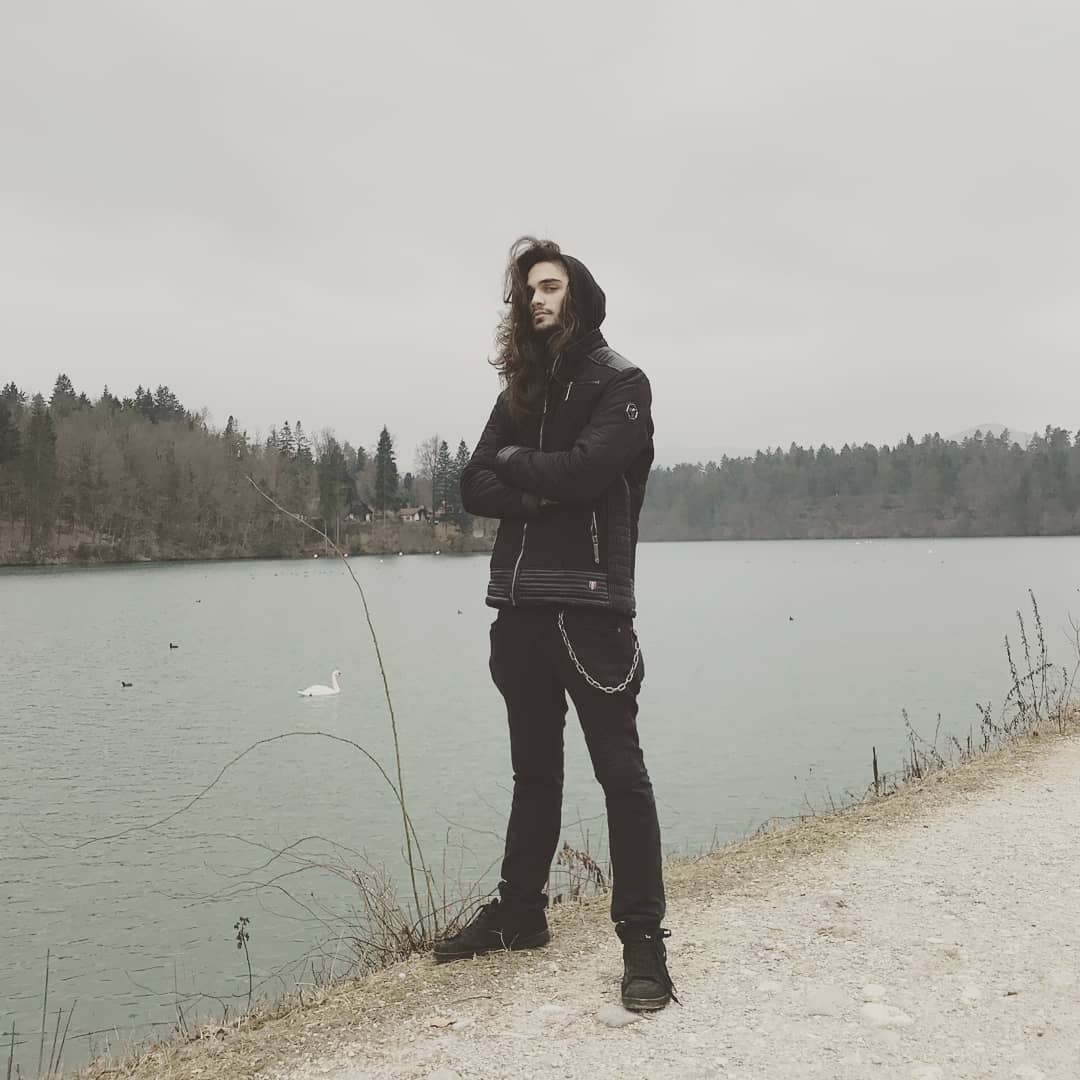 ZORYA – New single – Flies Without the Light